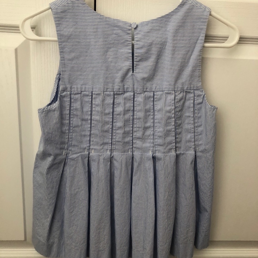 Club Monaco - Picture 2 of 2
